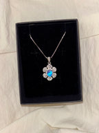Dawnlight Gaze Necklace