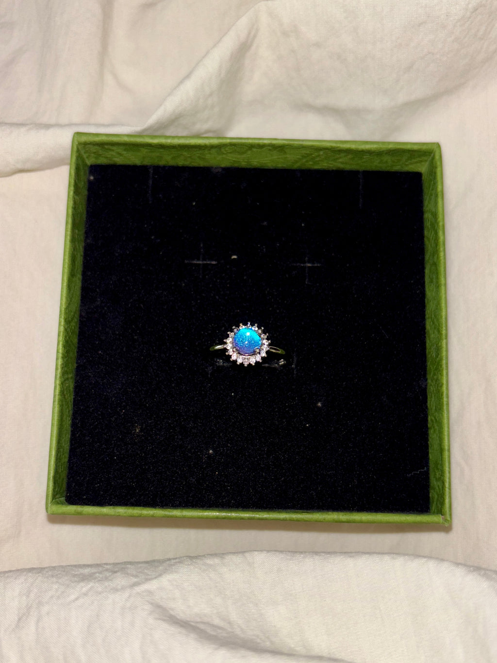 Frosted Dew Ring