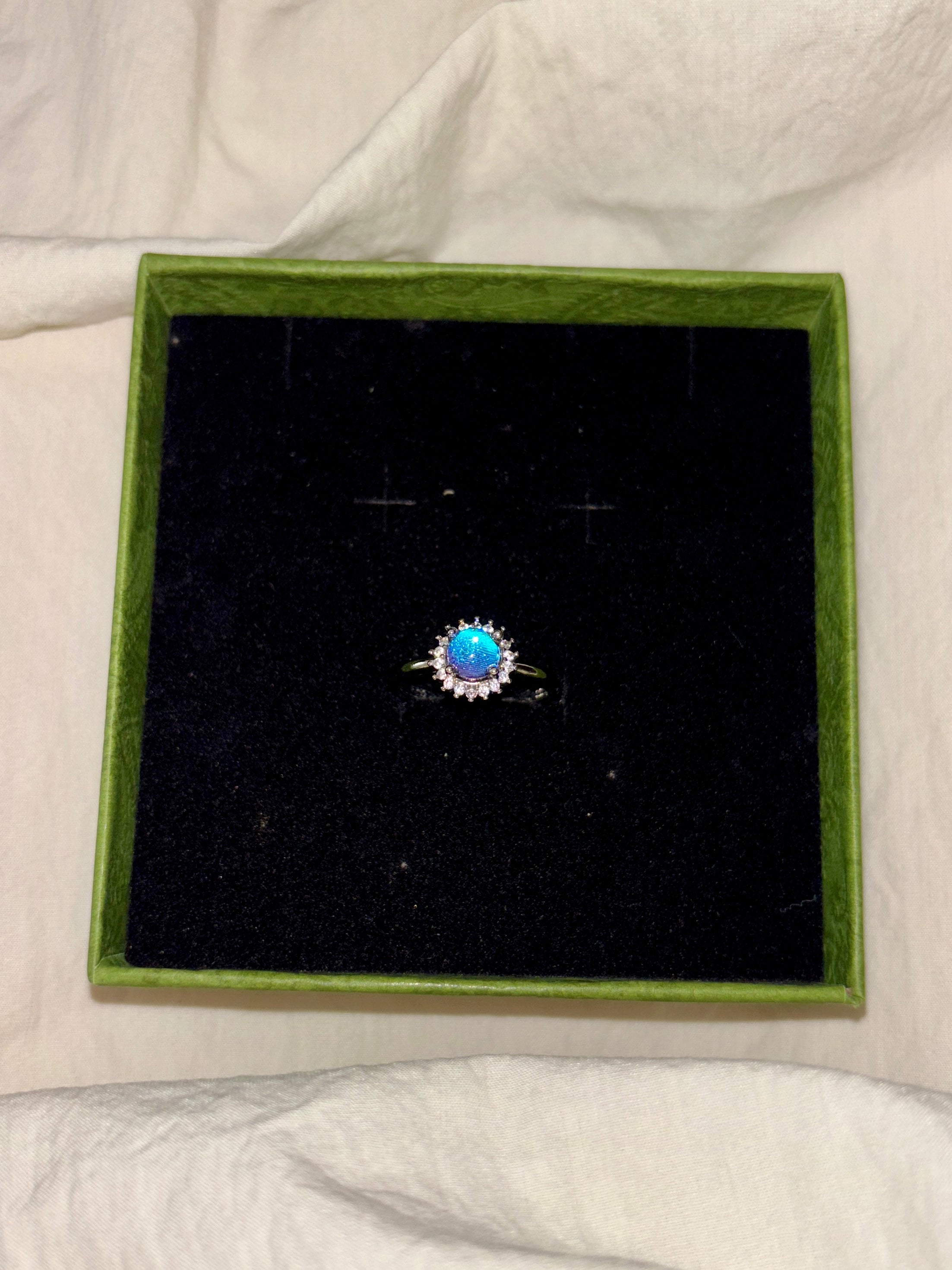 Frosted Dew Ring